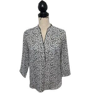 H&M Women's Black and White Pebble Print Blouse Size 6